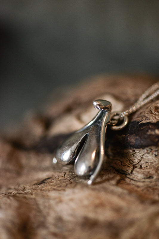KALI - Clitoris Pendant image 1